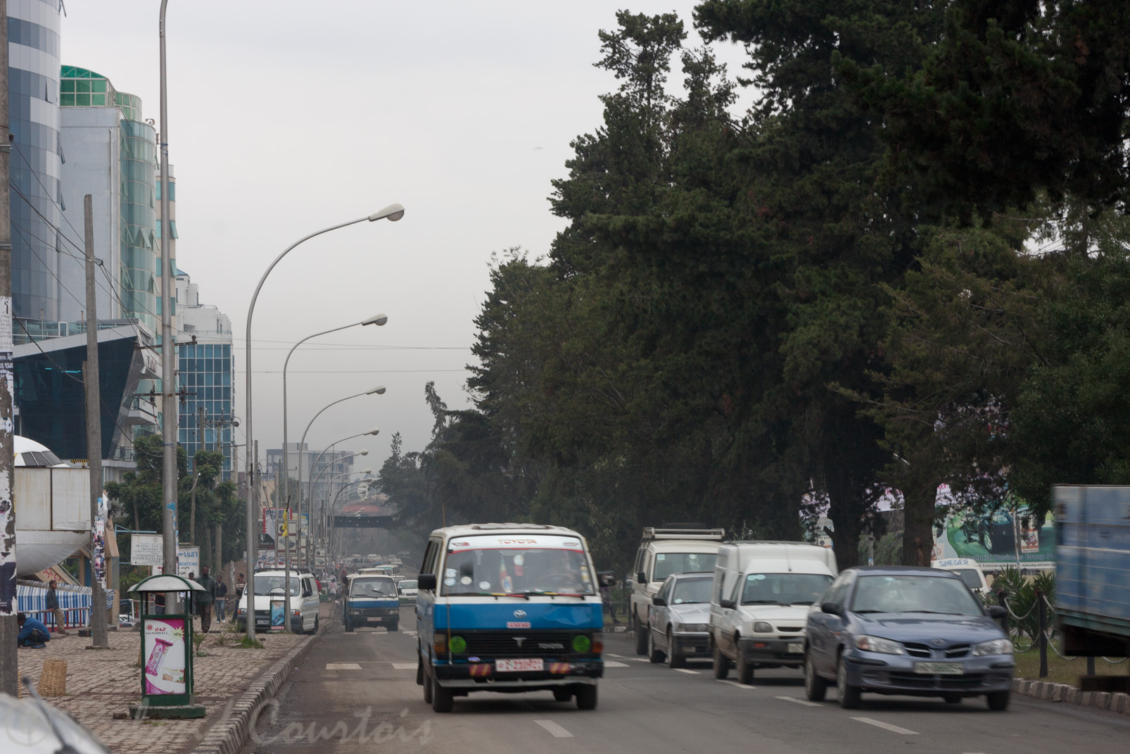 Circulation dans le centre d'Addis Abeba.