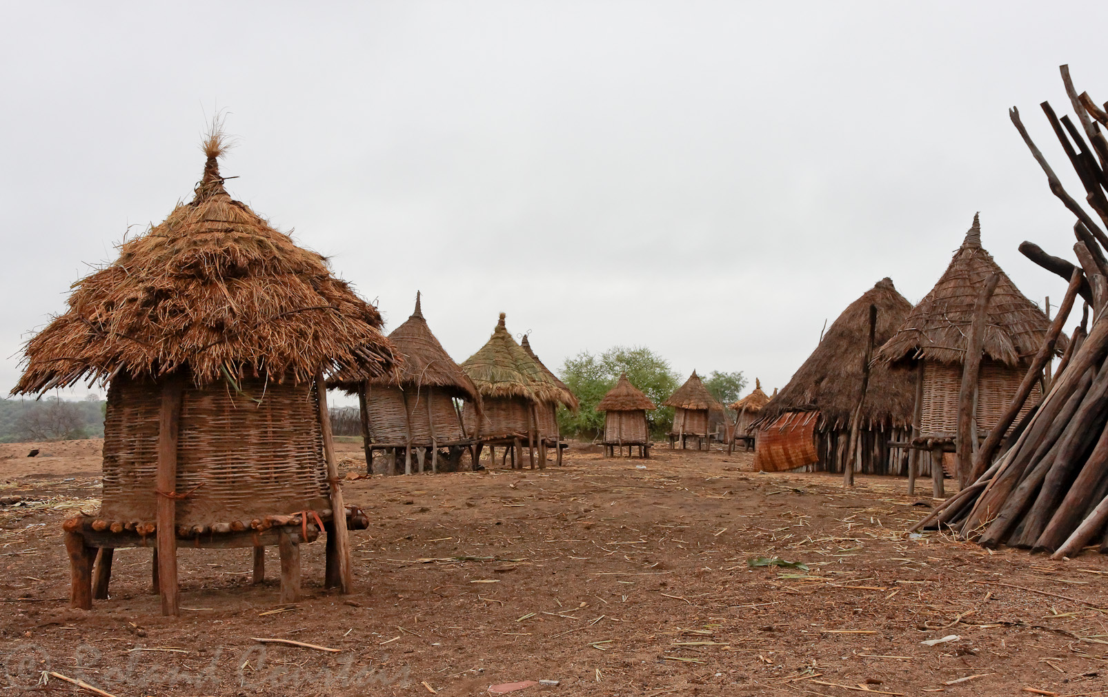 Village Karo, grenier à grains