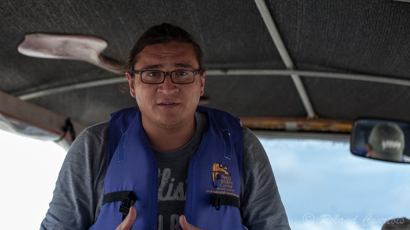 Notre nouveau guide Andres nous explique comment ne pas se faire manger par les piranas !