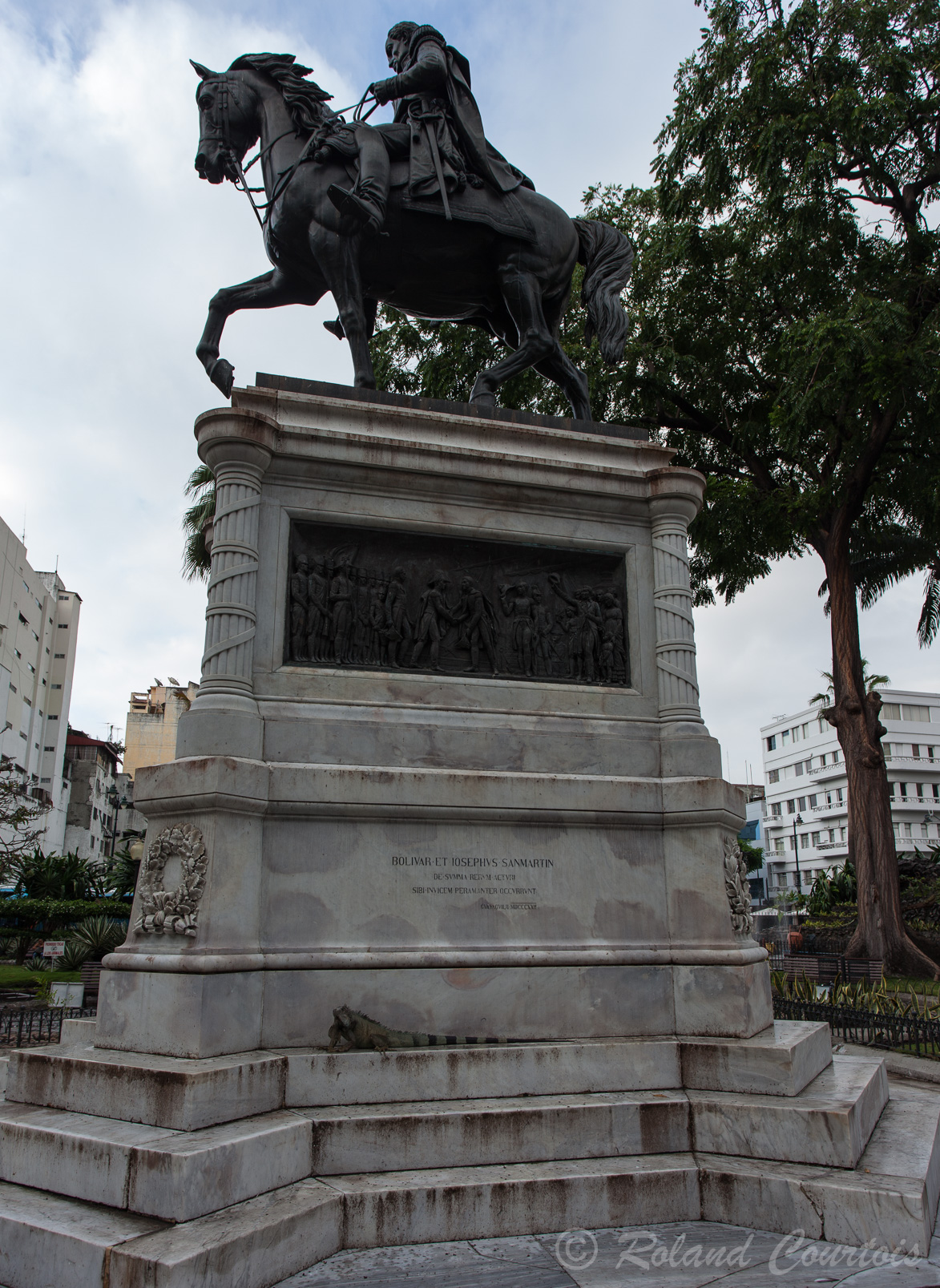 Statue équestre de Simon Bolivar, libérateur d'une partie de l'Amérique du Sud du joug espagnol.
