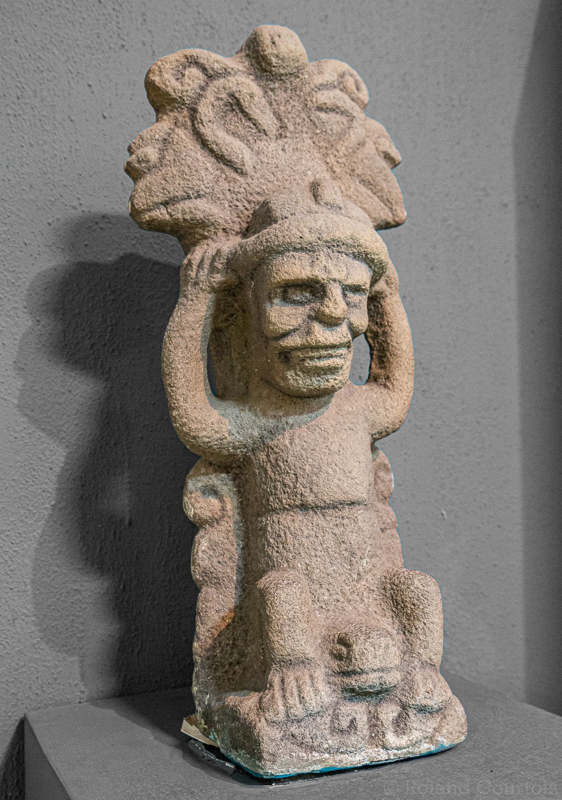 Sculpture antropomorphe  (2000 av.- 250 après JC)