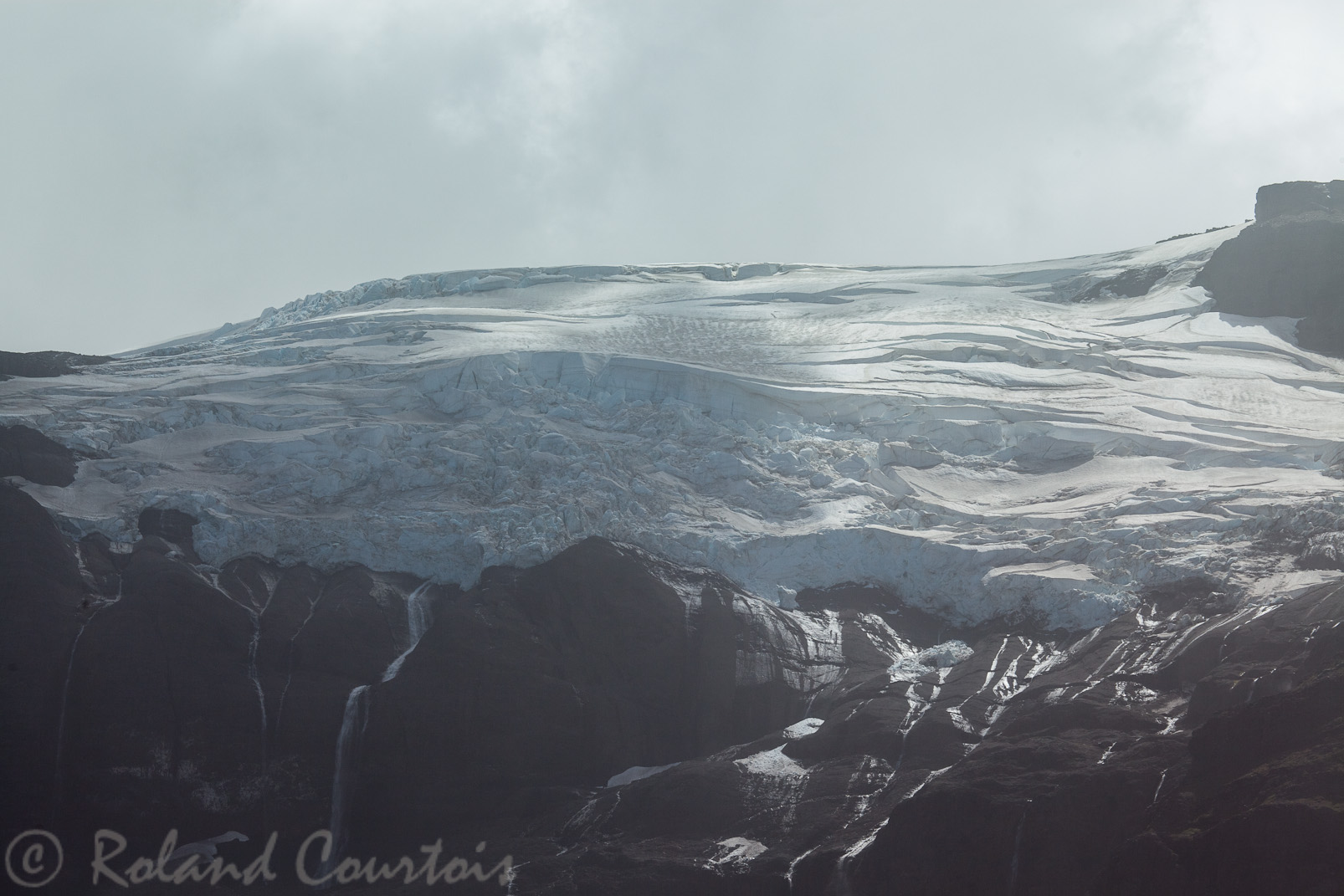 Glacier Tronador, sa partie haute est appelée glacier Manso.