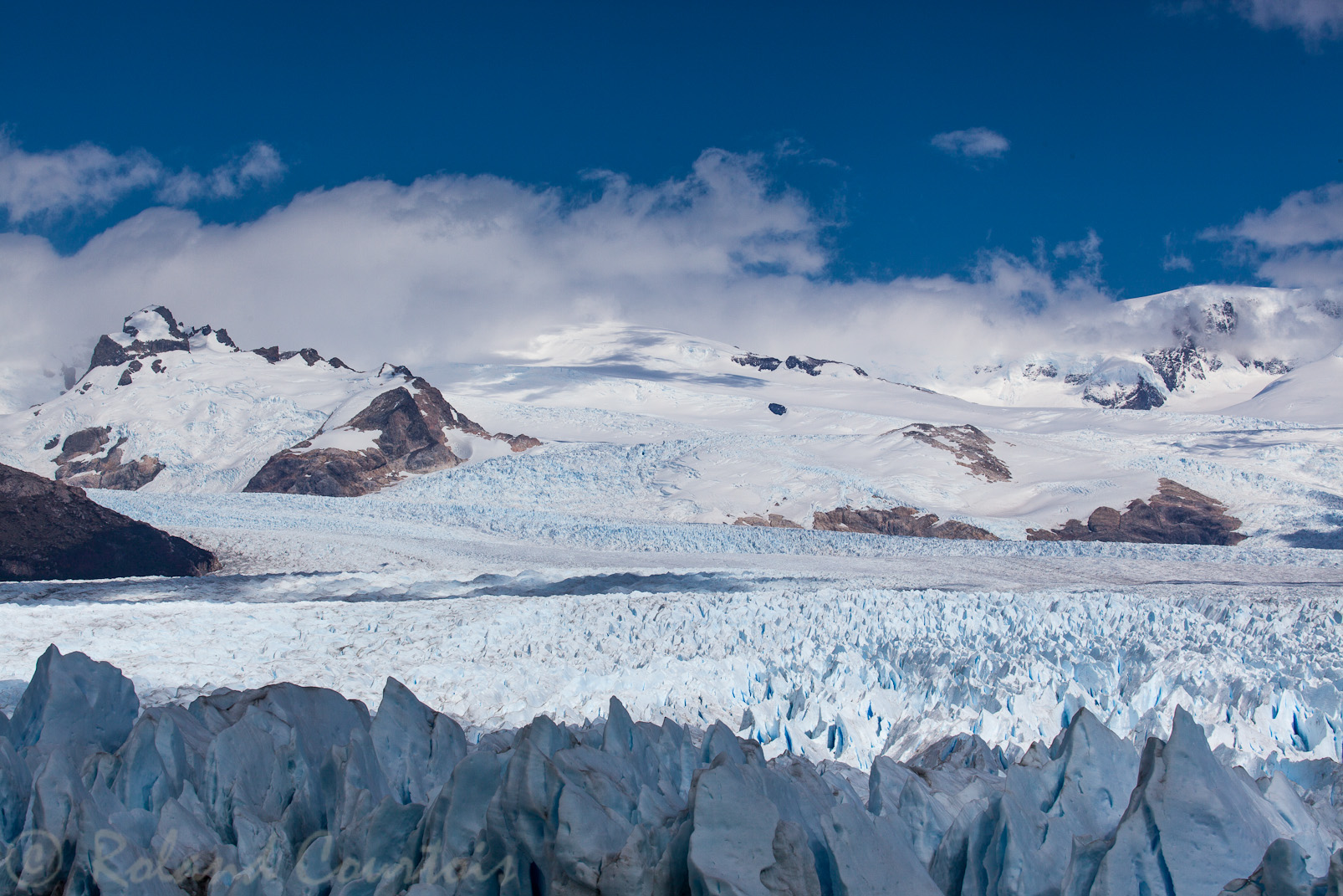 Glacier Perito Moreno, long de 30 km.