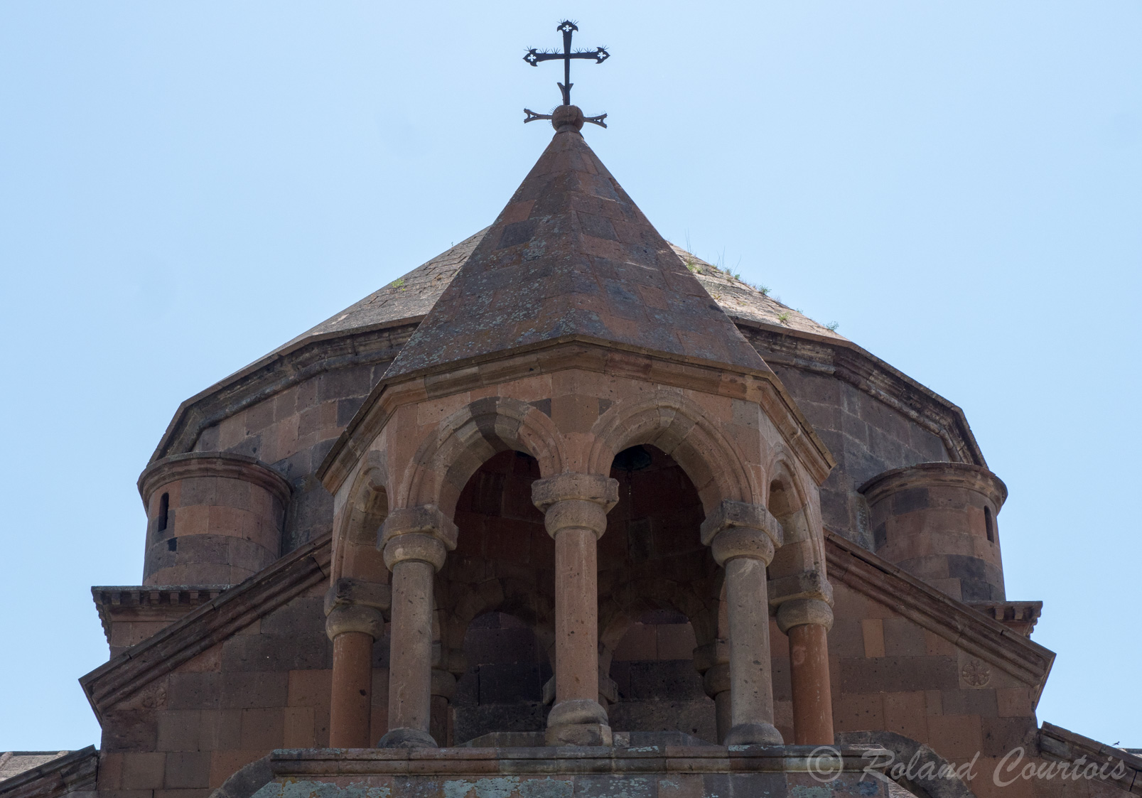 L’église de Sainte Hripsimé date du 7ème siècle et contiendrait les reliques de la sainte.