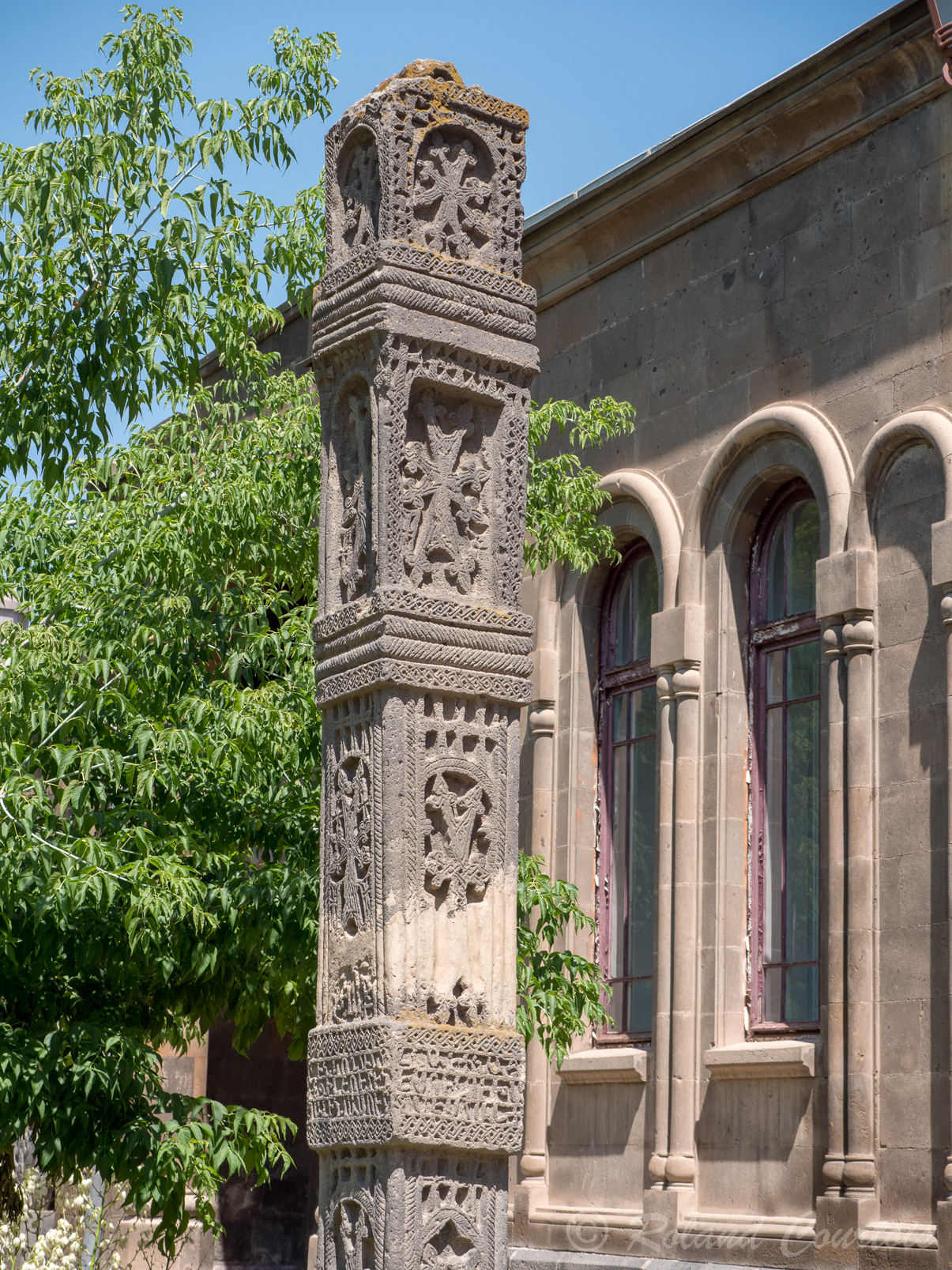 Le Saint Siège du catolicos d'Etchmiadzine.