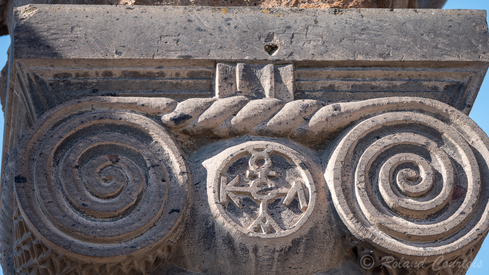 Site archéologique de Zvartnots, 
Impressionnants vestiges d'une église dédiée à Saint-Georges.