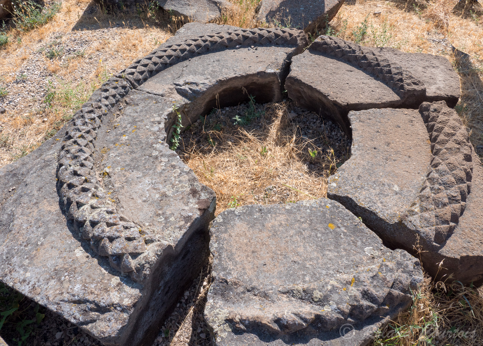 Site archéologique de Zvartnots, 
Impressionnants vestiges d'une église dédiée à Saint-Georges.