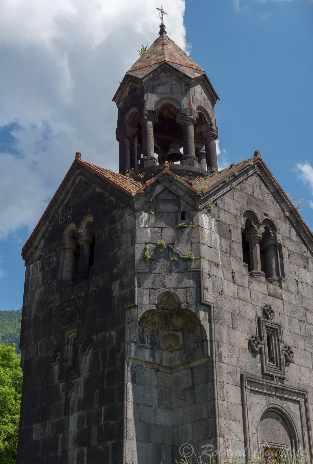 Monastère de Haghpat. La tour du clocher.