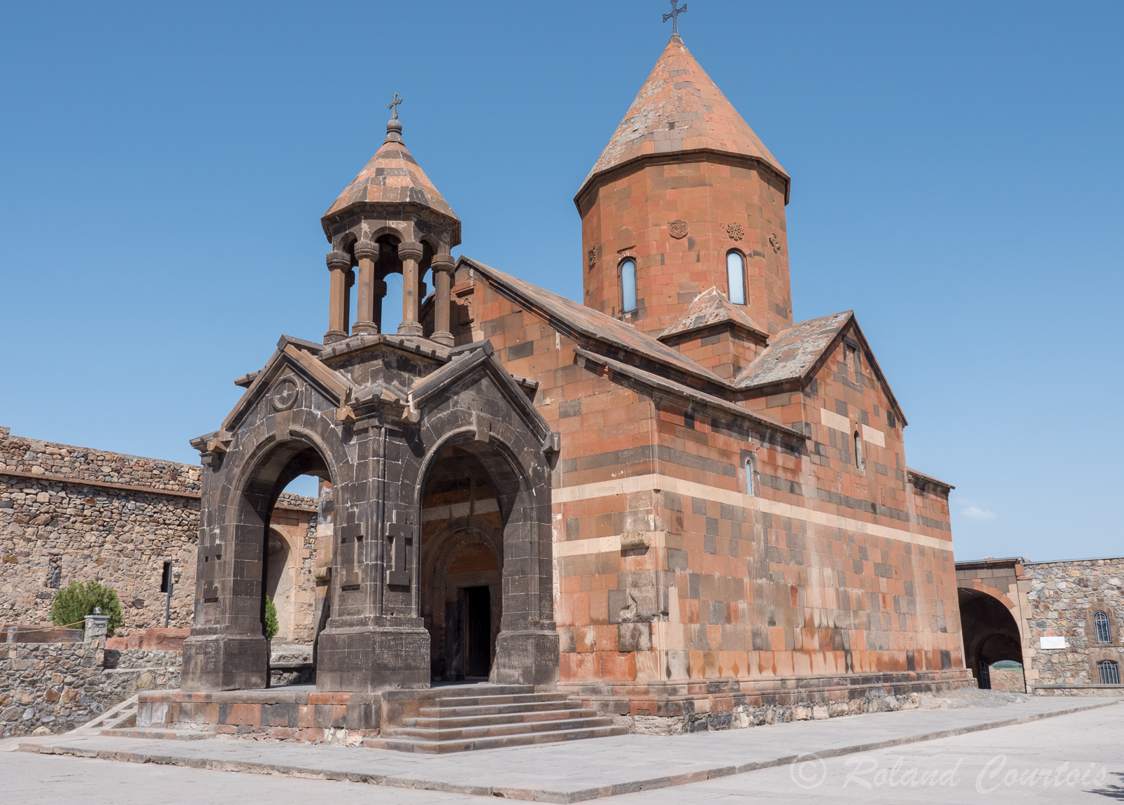 Le monastère de Khor Virap est le premier lieu saint de l'Arménie chrétienne.