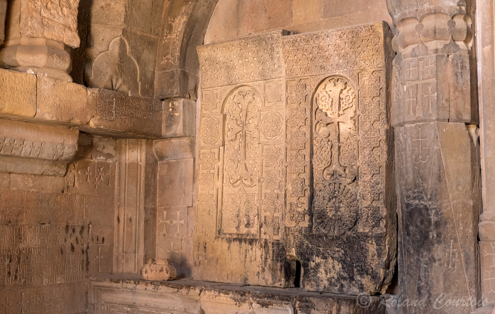 Monastère de Noravank. Eglise de Saint Jean le Précurseur. Intérieur du gavit (Nartex).