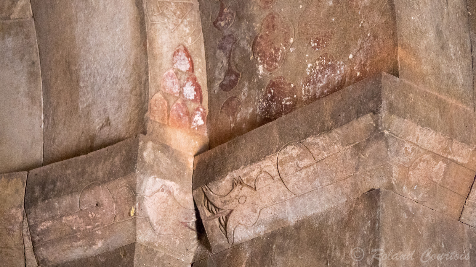 Monastère de Noravank. Eglise de Saint Jean le Précurseur. Intérieur de l'église.