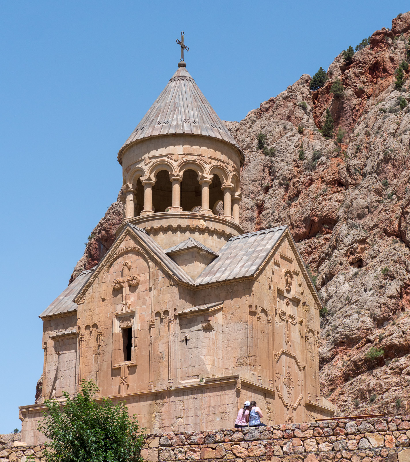 Monastère de Noravank. L'église Sainte-Mère-de-Dieu (Sourp Astvatsatsin)