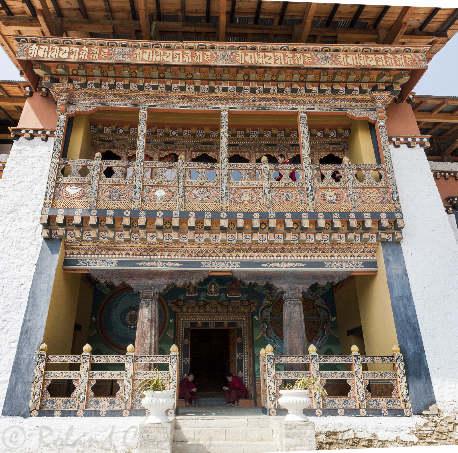 Dzong de Simtokha. Entrée du monastère