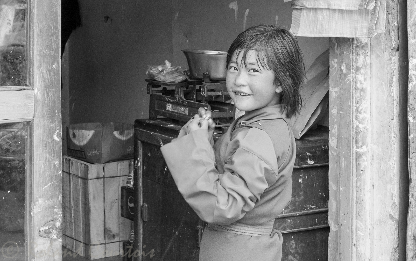 Jeune vendeuse bhoutanaise.