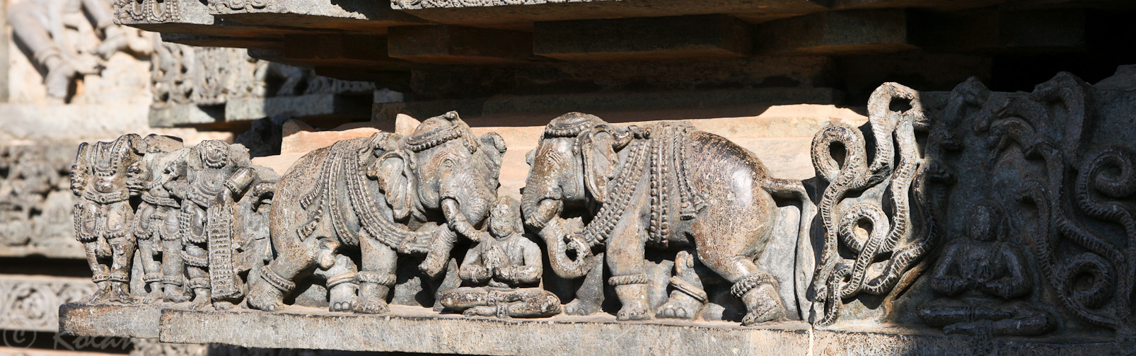 Halebid, temple de Hoysaleswara: Aperçu de l'épopée du Mahabharata