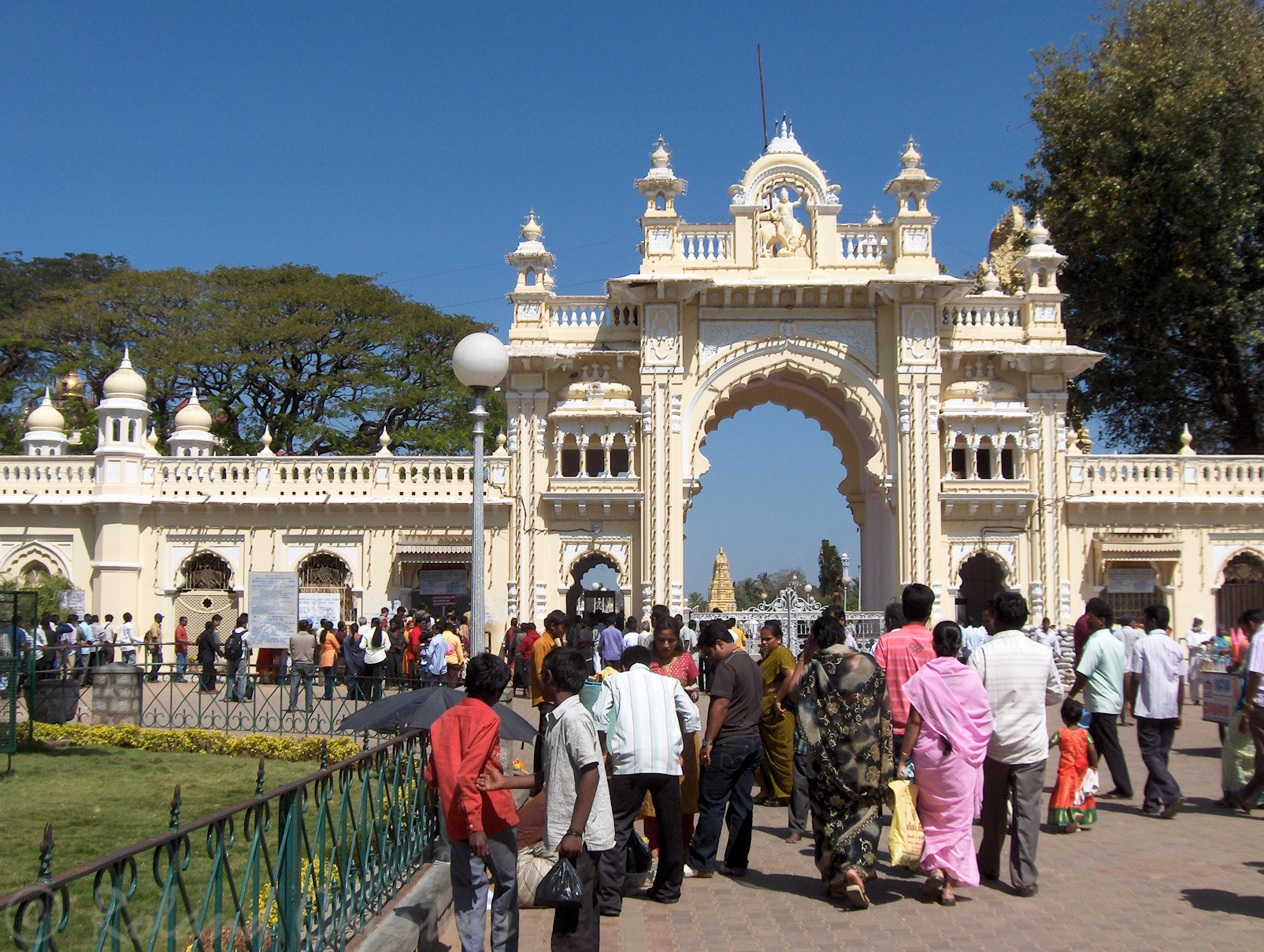 Entrée du palais du Maharaja.