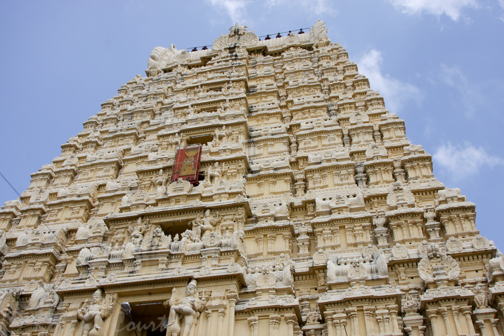Temple d'Ekambareshvara. Gopuram construit au début du XVI s.