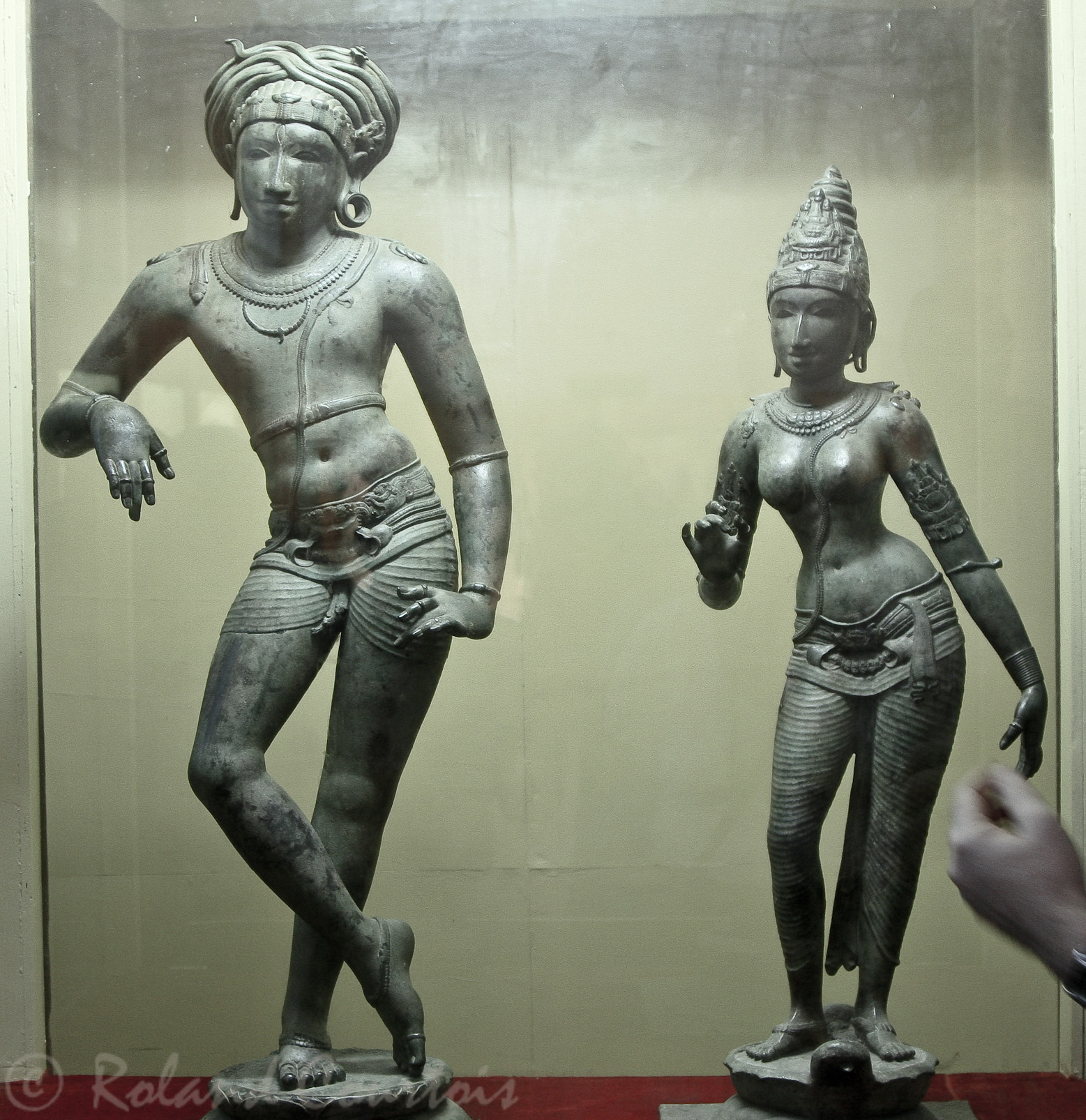Bronzes Cholas. Shiva en berger s'appuyant sur un Nandi (absent)