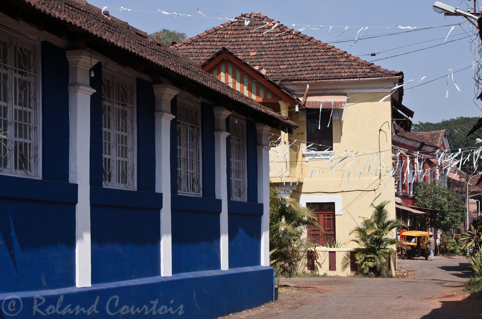 Le style des maisons reste tout à fait colonial.
