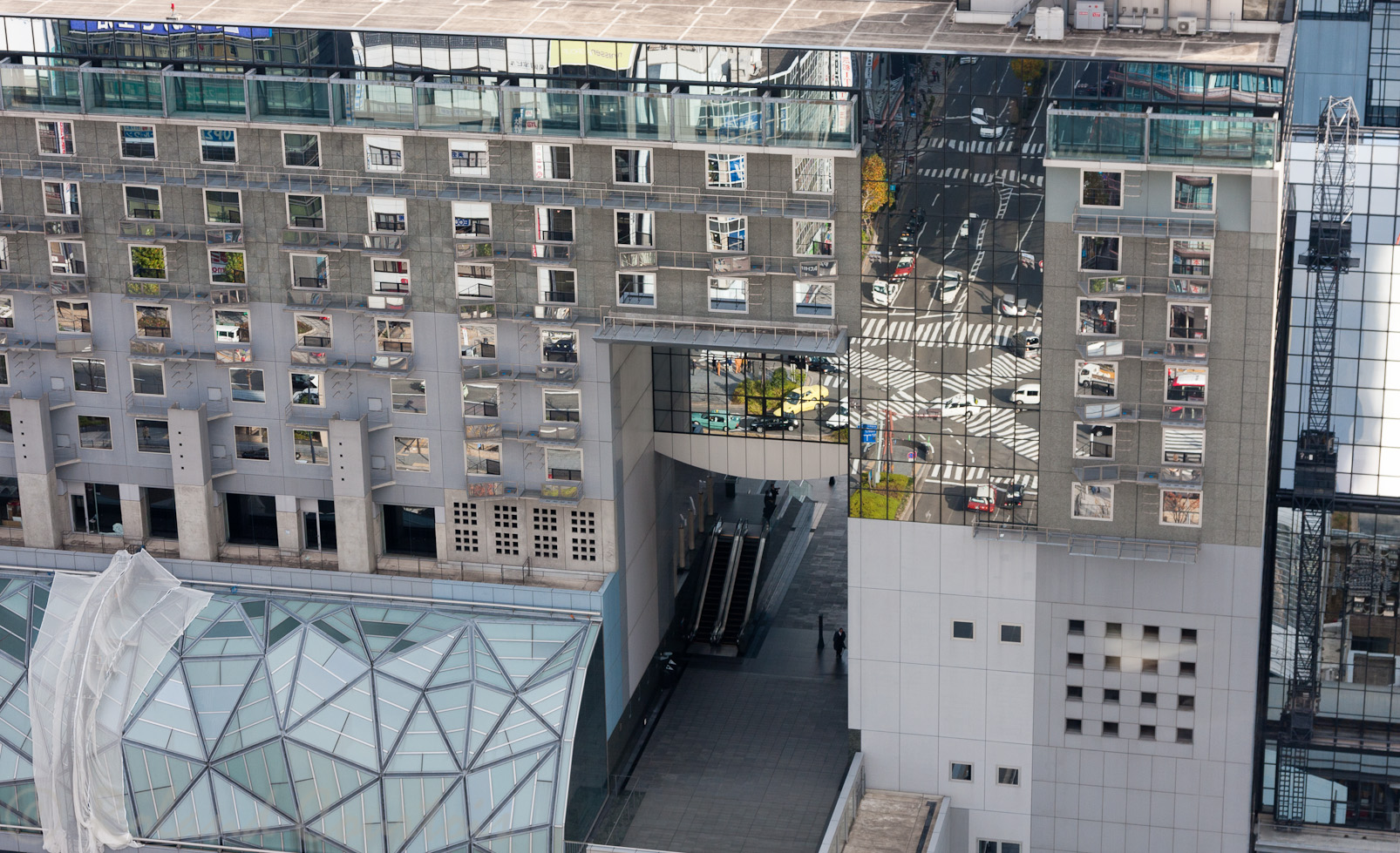 Une des facades de la gare