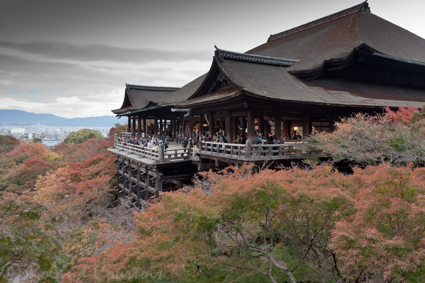 Temple Kiyomizu-dera, en automne.