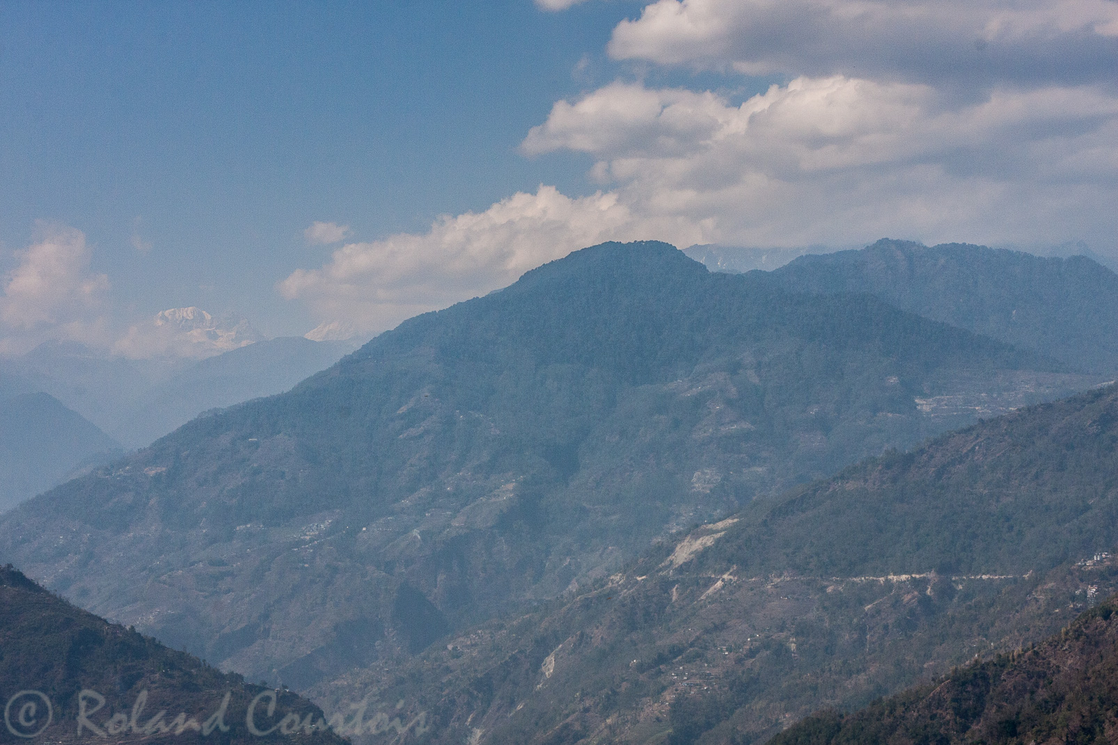 Panorama sur la chaîne de l'Himalaya.