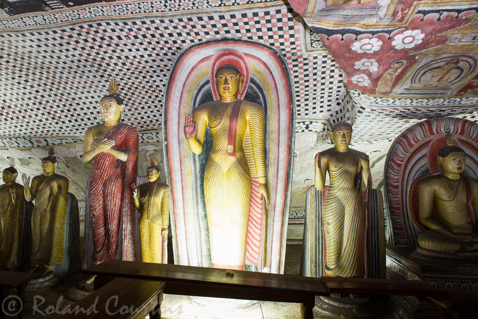 Grottes de Dambulla. La décoration date du XVIIIème siècle.