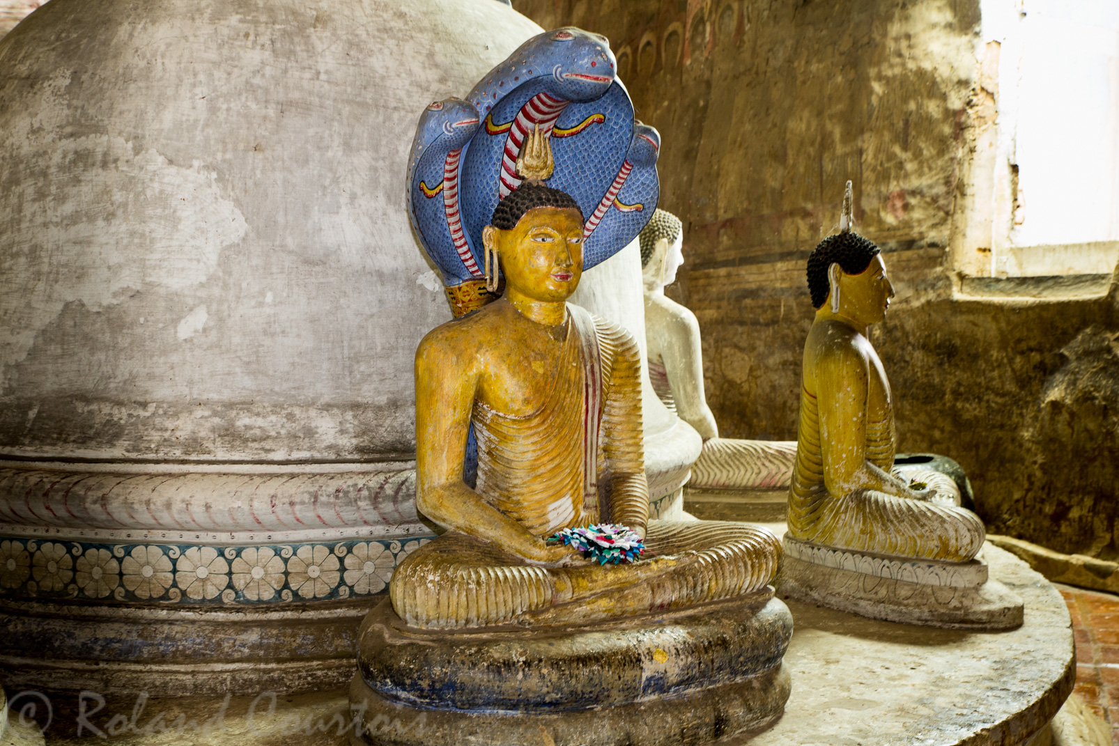 Grottes de Dambulla. La décoration date du XVIIIème siècle.