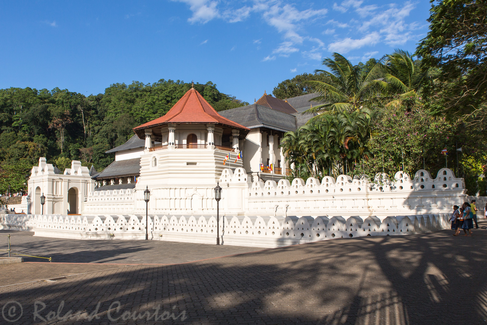 Temple de la Dent, lieu de pèlerinage et de dévotion pour tous les habitants de l'île.