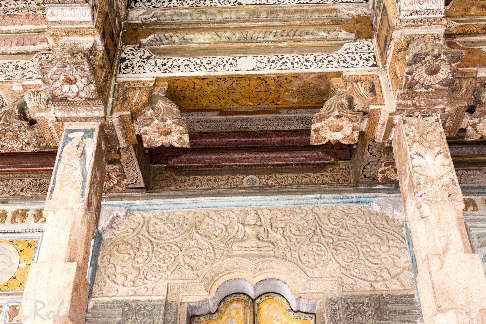 Temple de la Dent. Visite de l'intérieur.