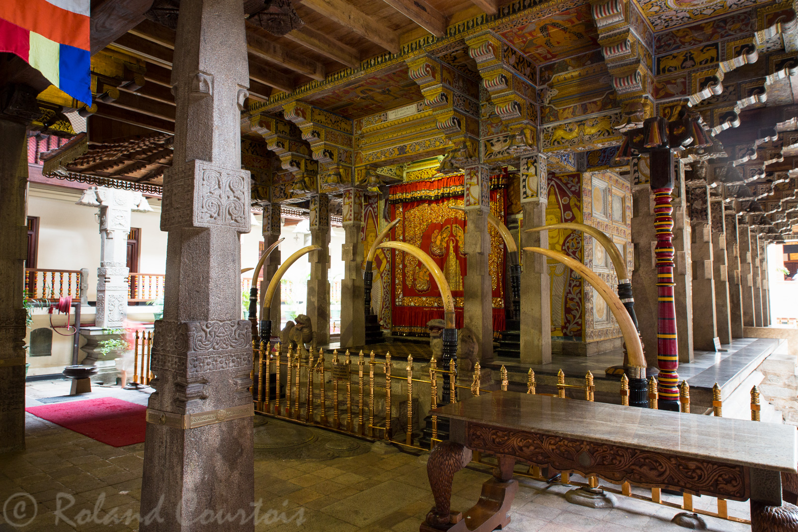 Temple de la Dent. Visite de l'intérieur.