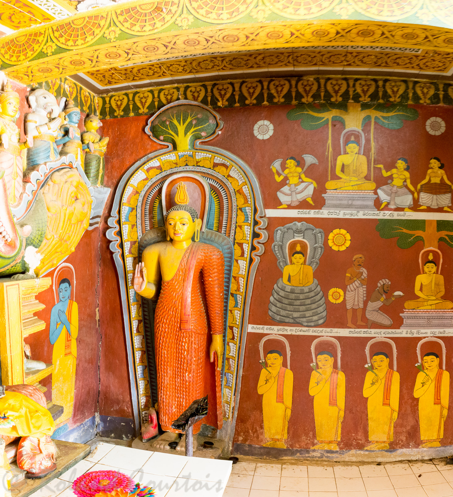 Temple Embekka. Bouddha.