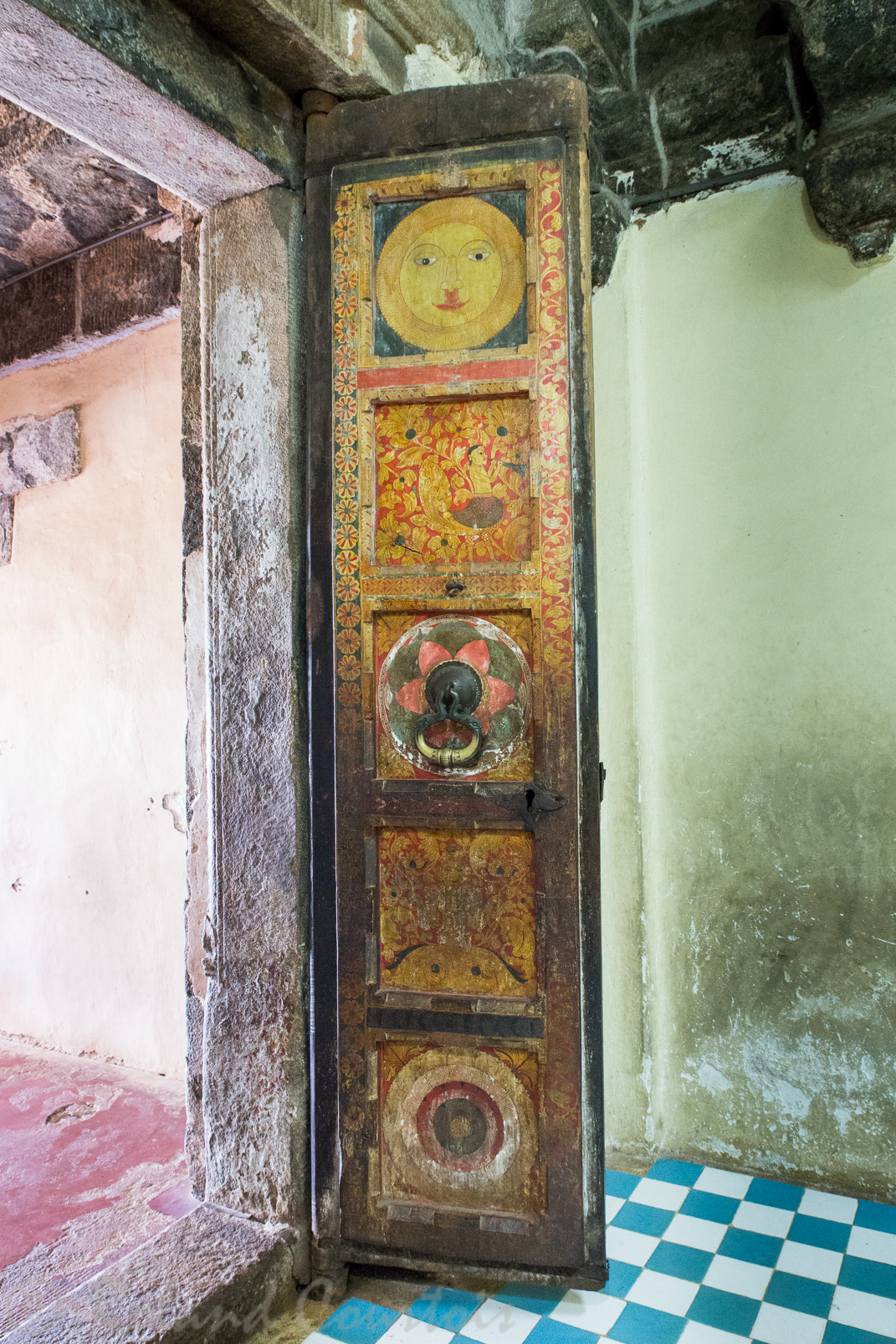 Temple Gadaladeniya.