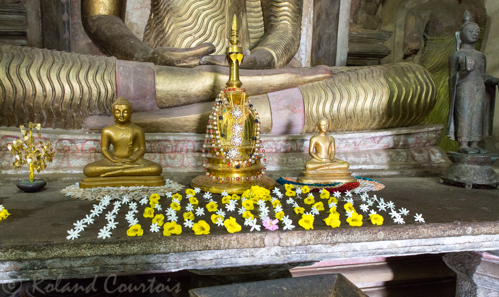 Temple Gadaladeniya.
