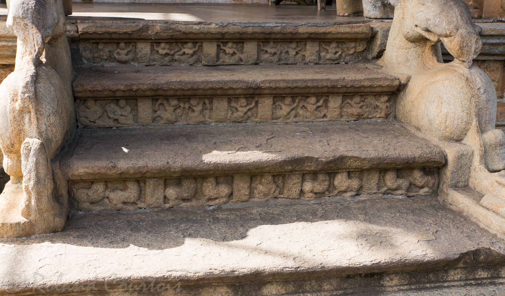 Temple Gadaladeniya.