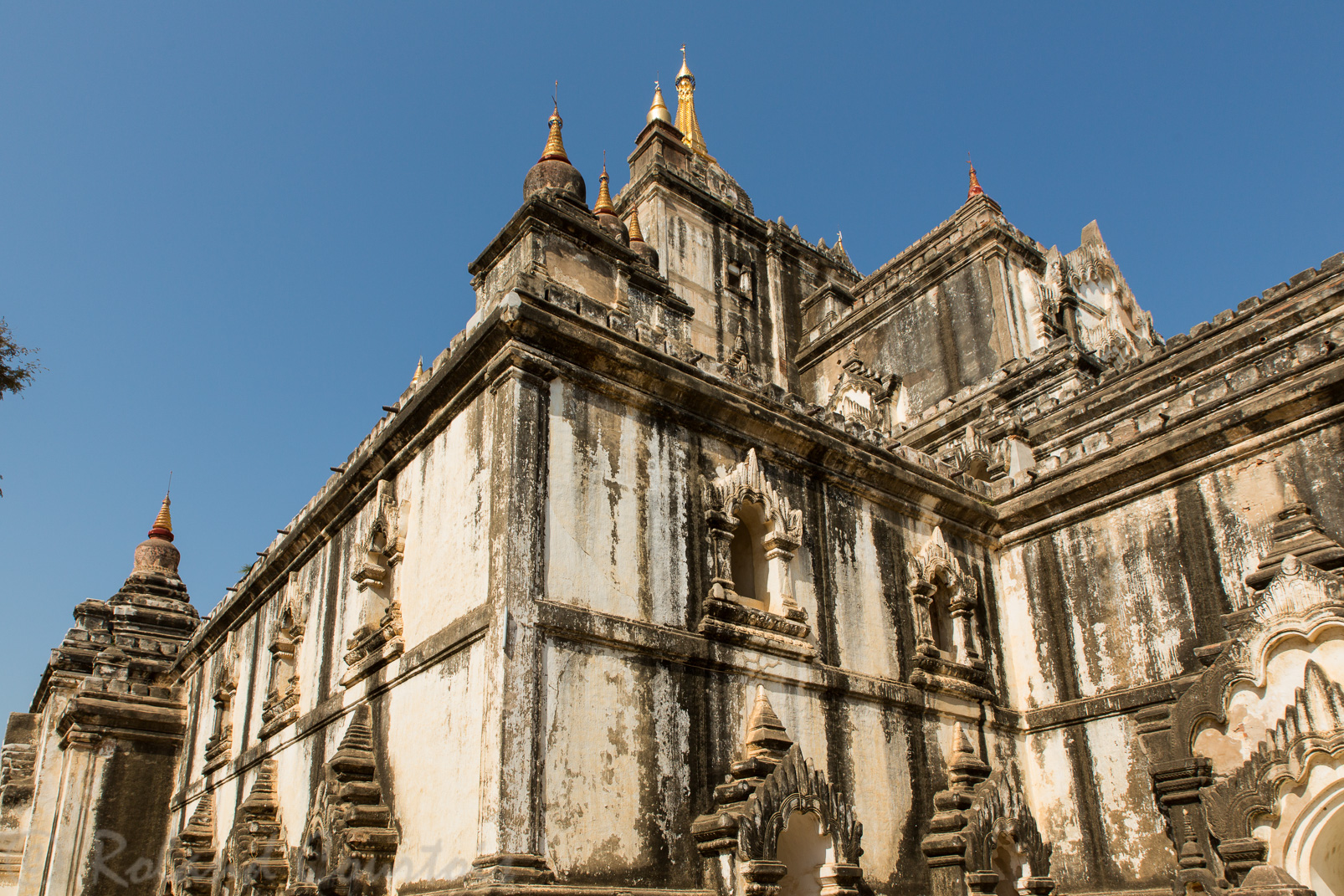 Temple Thatbyinnyu,