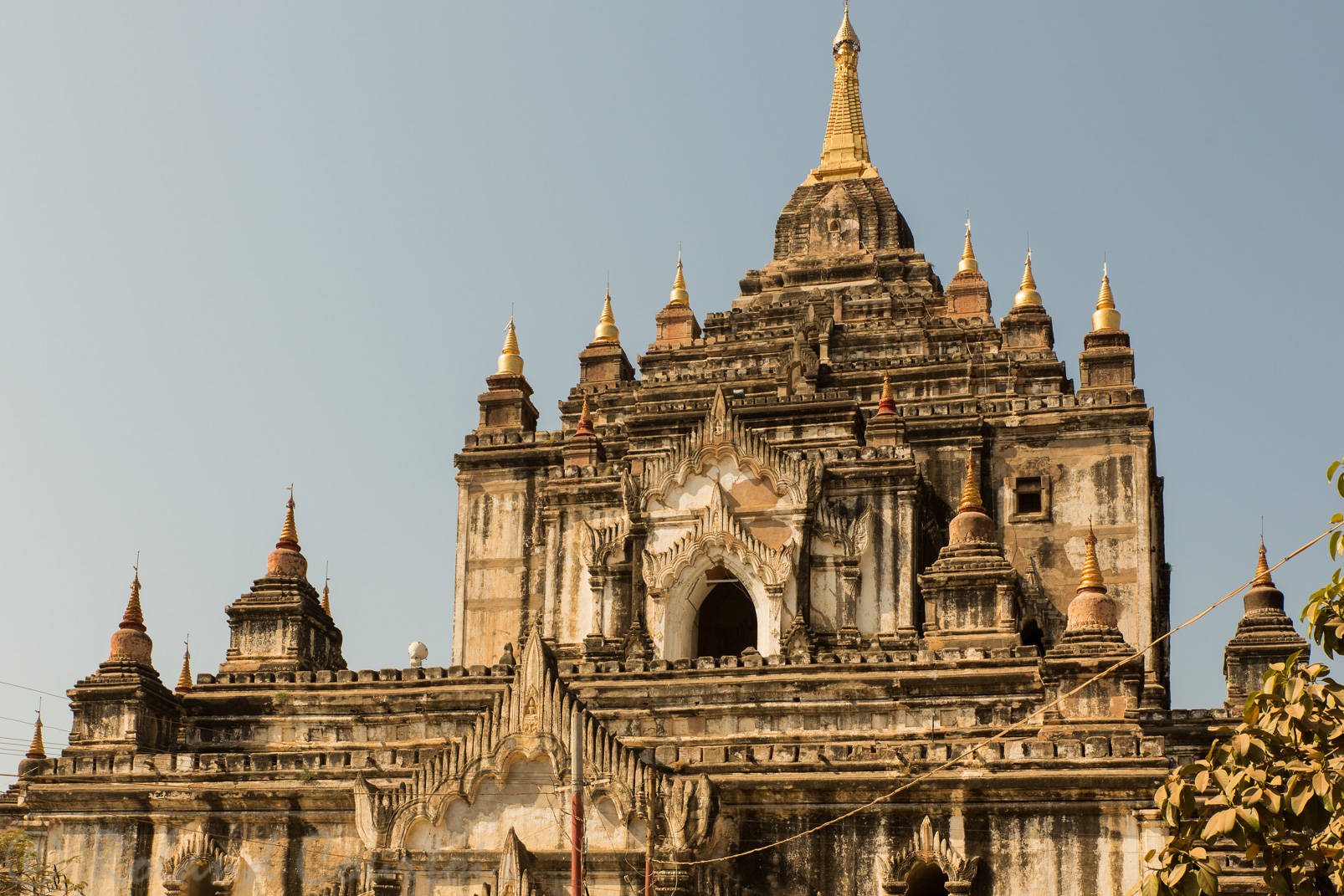 Temple Thatbyinnyu, l'un des plus imposants de Bagan.