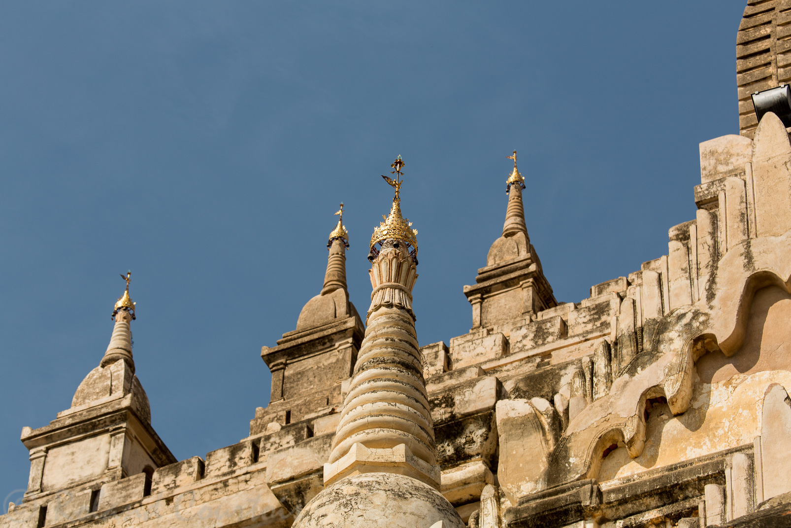 Temple Gawdaw-Palin. Stupas intermédiaires.