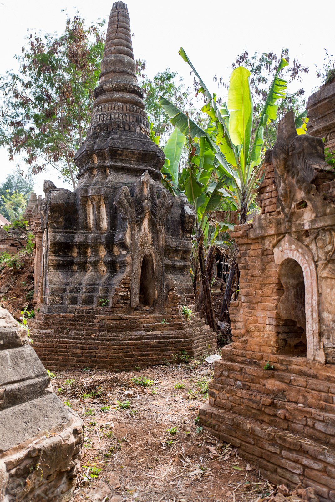 Pagode Shwe in Dein qui comprend plus de 1000 pagodes.