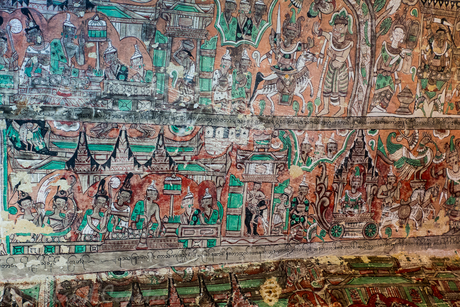 Les grottes de Hpowintaung contiennent  de magnifiques peintures, du XIVe au XVIIe siècle. De style Nyaung-yan, on n’en voit nulle part ailleurs.
