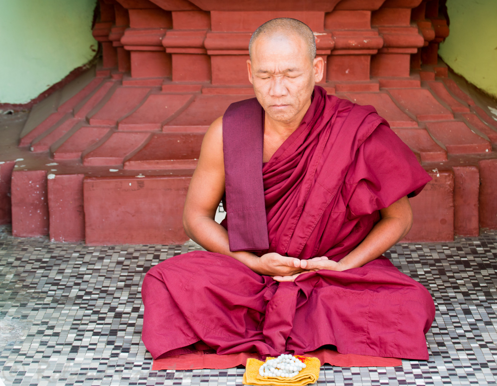 Un moine en méditation.