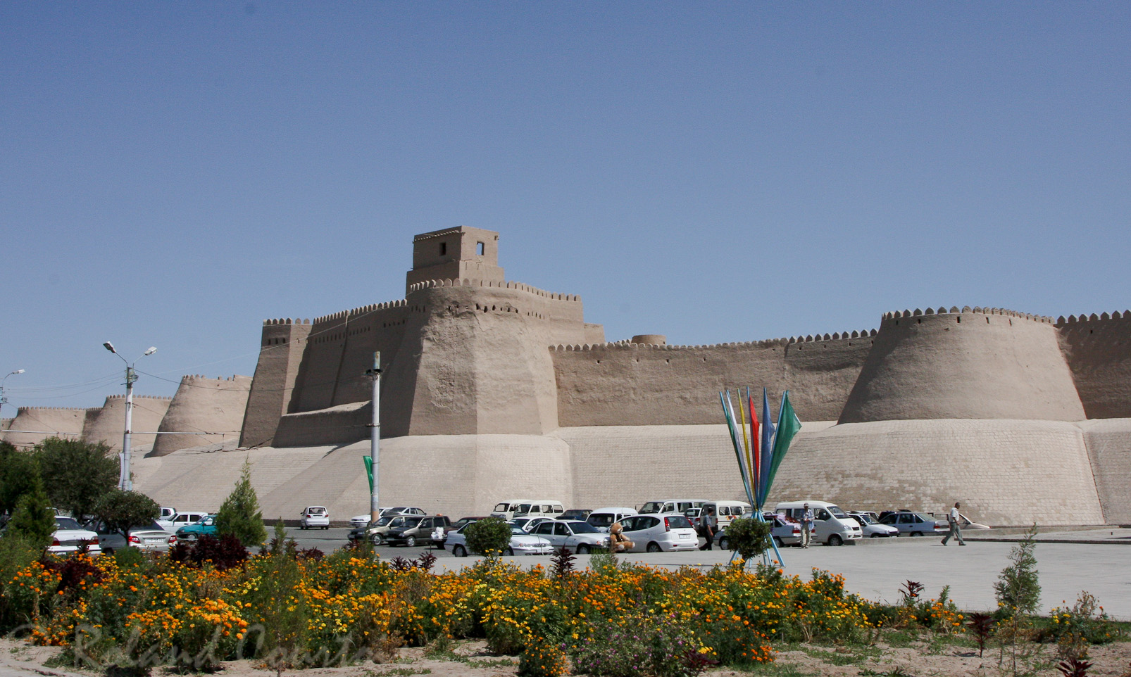 Les remparts de la citadelle de Khiva encerclent la vielle ville Itchan Kala