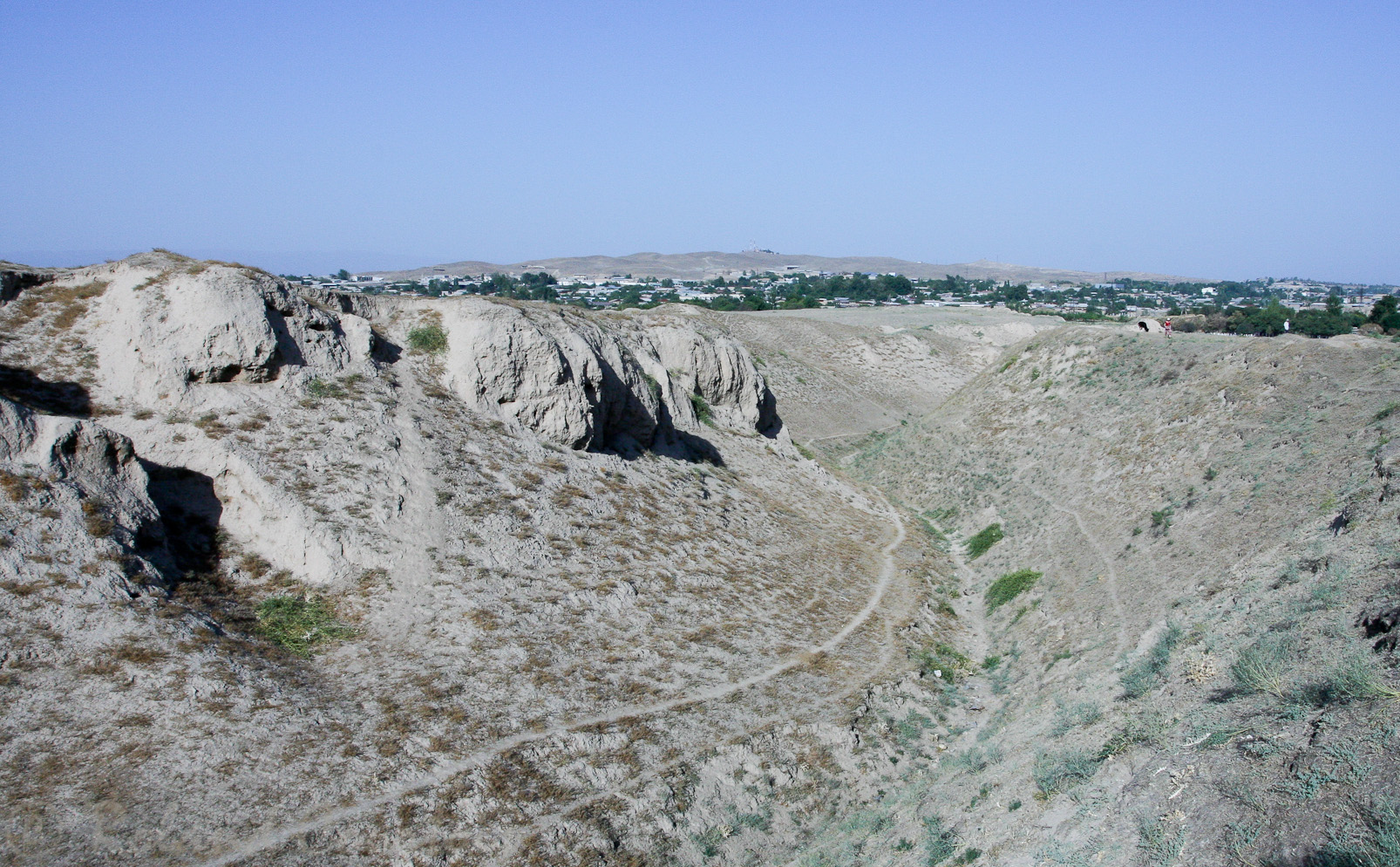 De la vieille ville installée sur cette colline "forteresse d'Afrasiab" il ne reste rien après le passage de Gengis Khan.