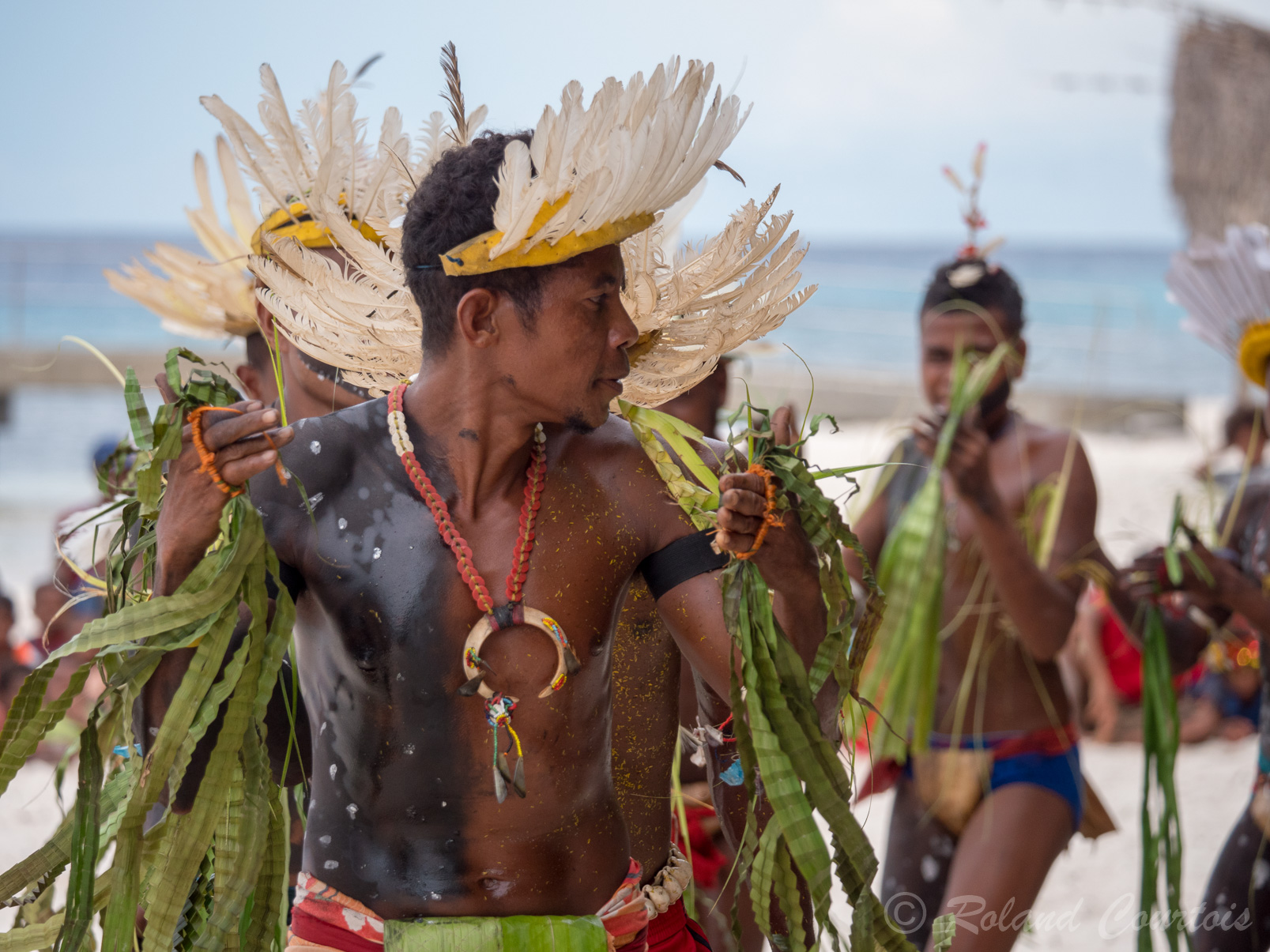 Sur l'île Kitava, la cérémonie de bienvenue fut haute en couleur.