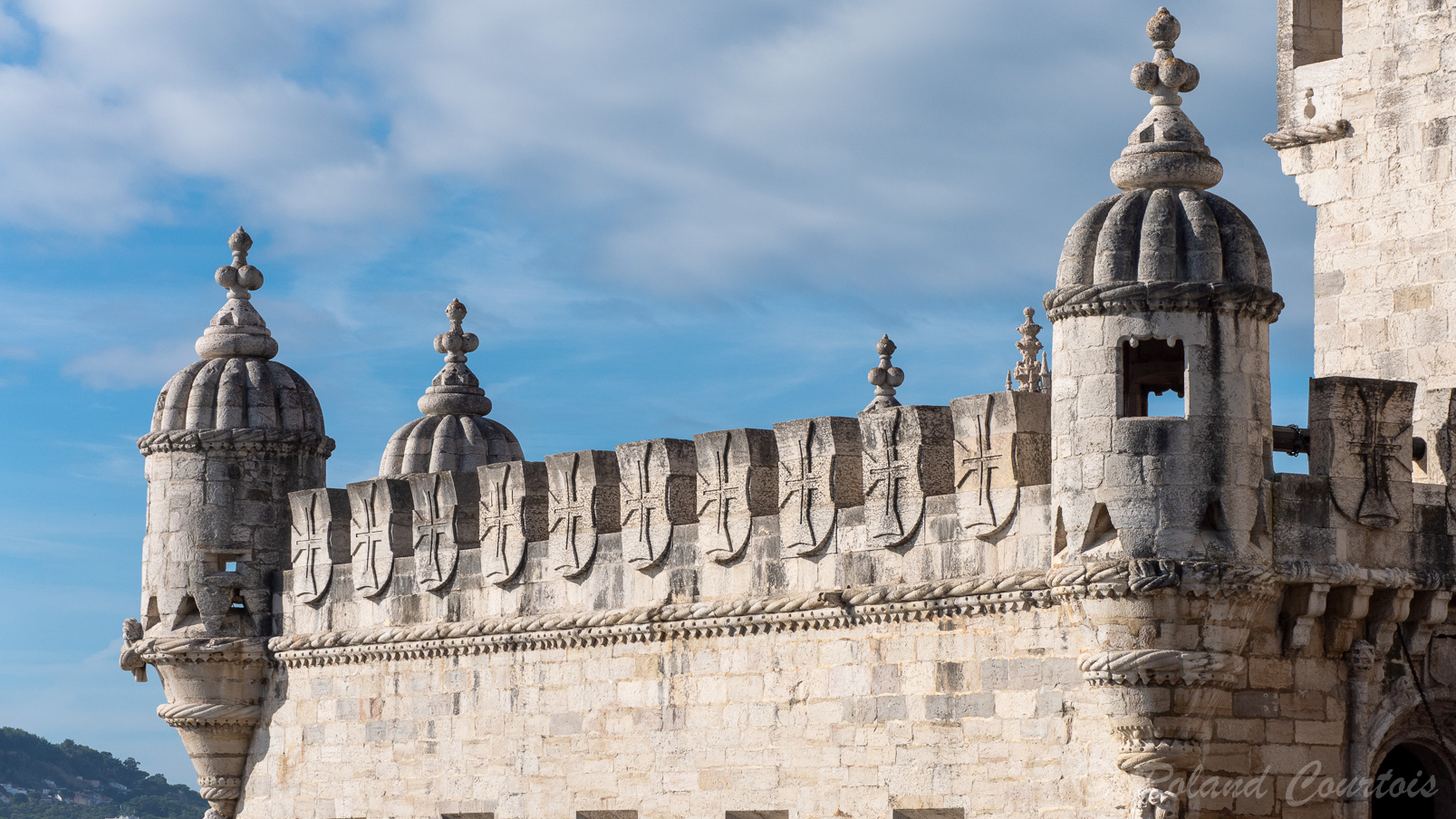 La tour de Belém est considérée comme étant l'une des œuvres majeures du style manuélin.