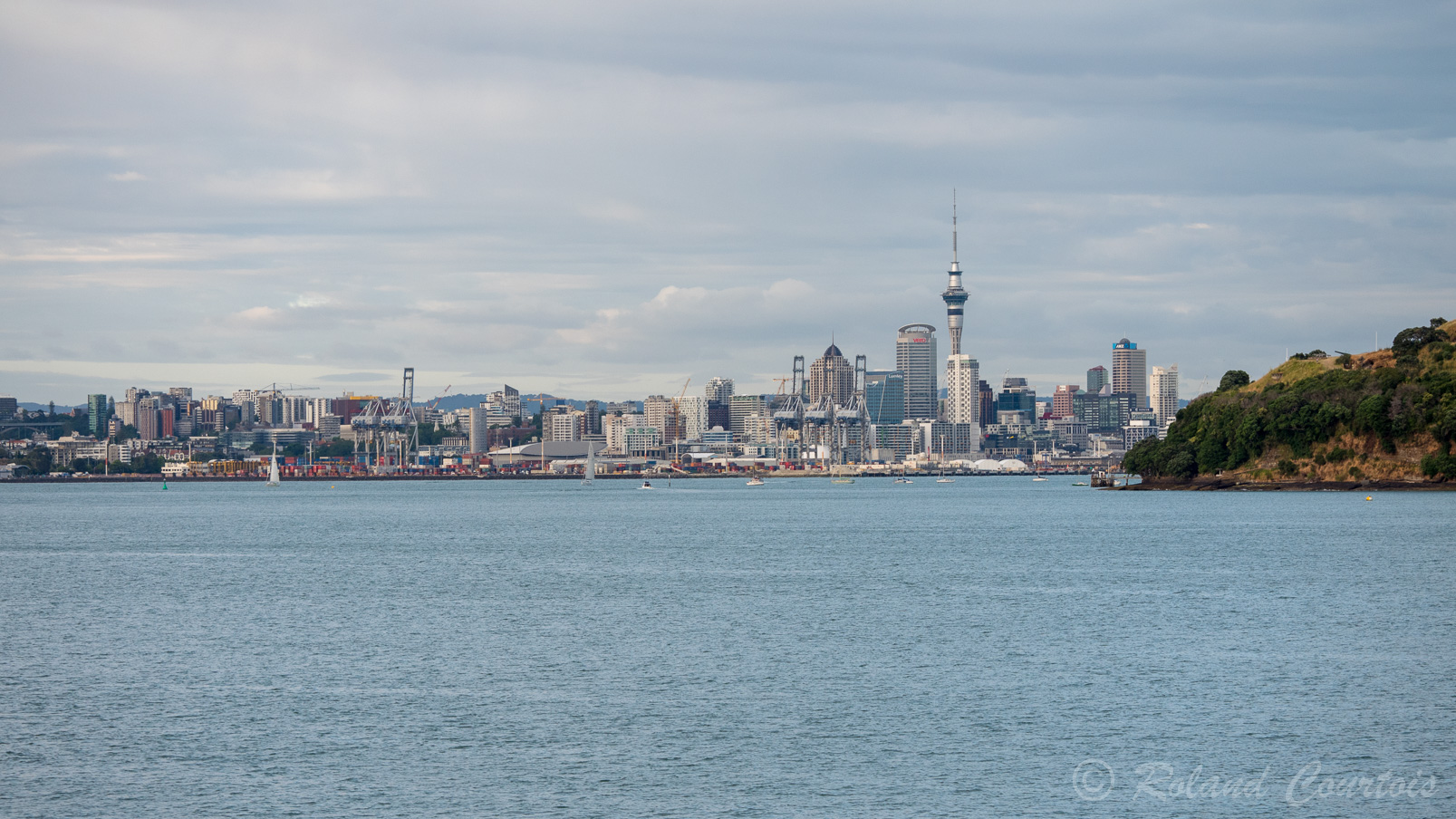 Entrée dans le port d'Auckland, ......