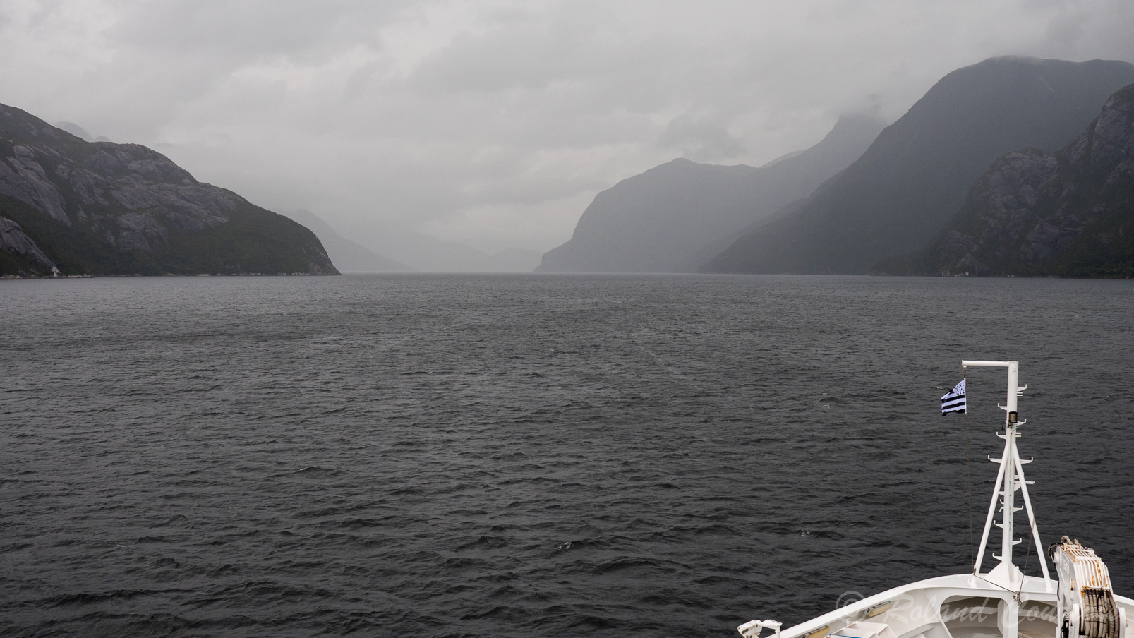 Doubtful Sound est plus grand que Milford Sound mais moins accessible et donc moins visité.