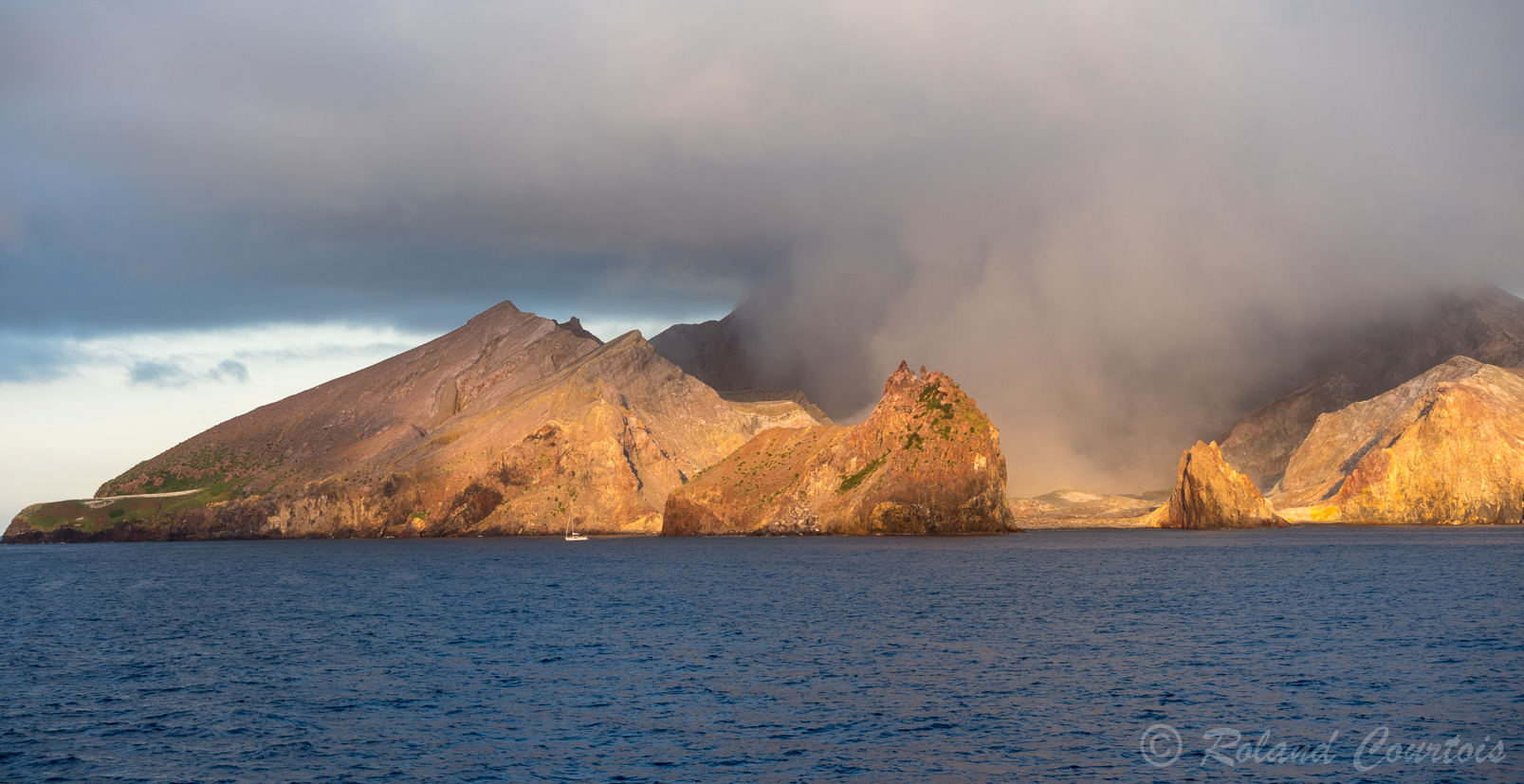 White Island est le seul volcan en activité permanante de Nouvelle-Zélande.