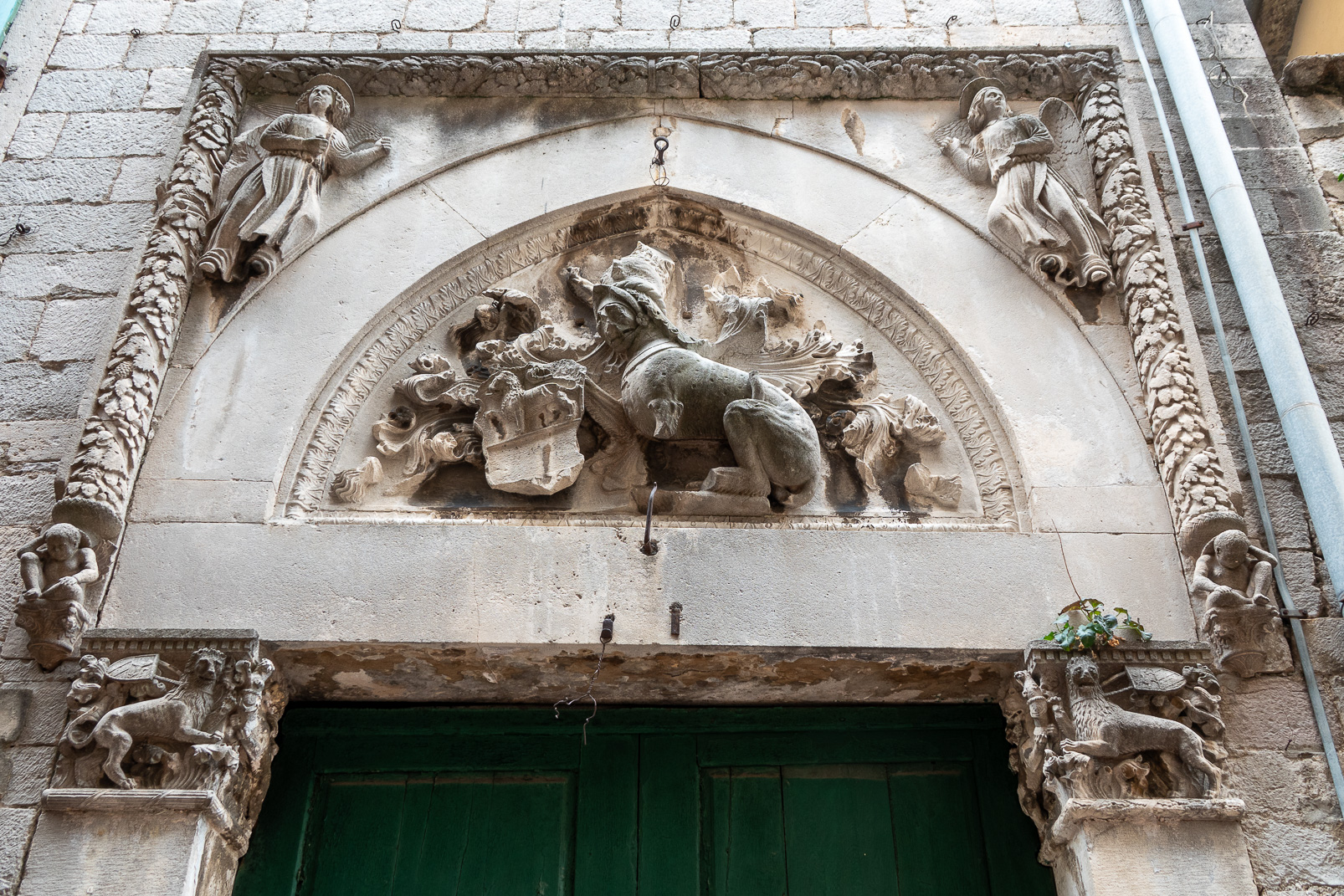 Dans une ruelle de Kotor.