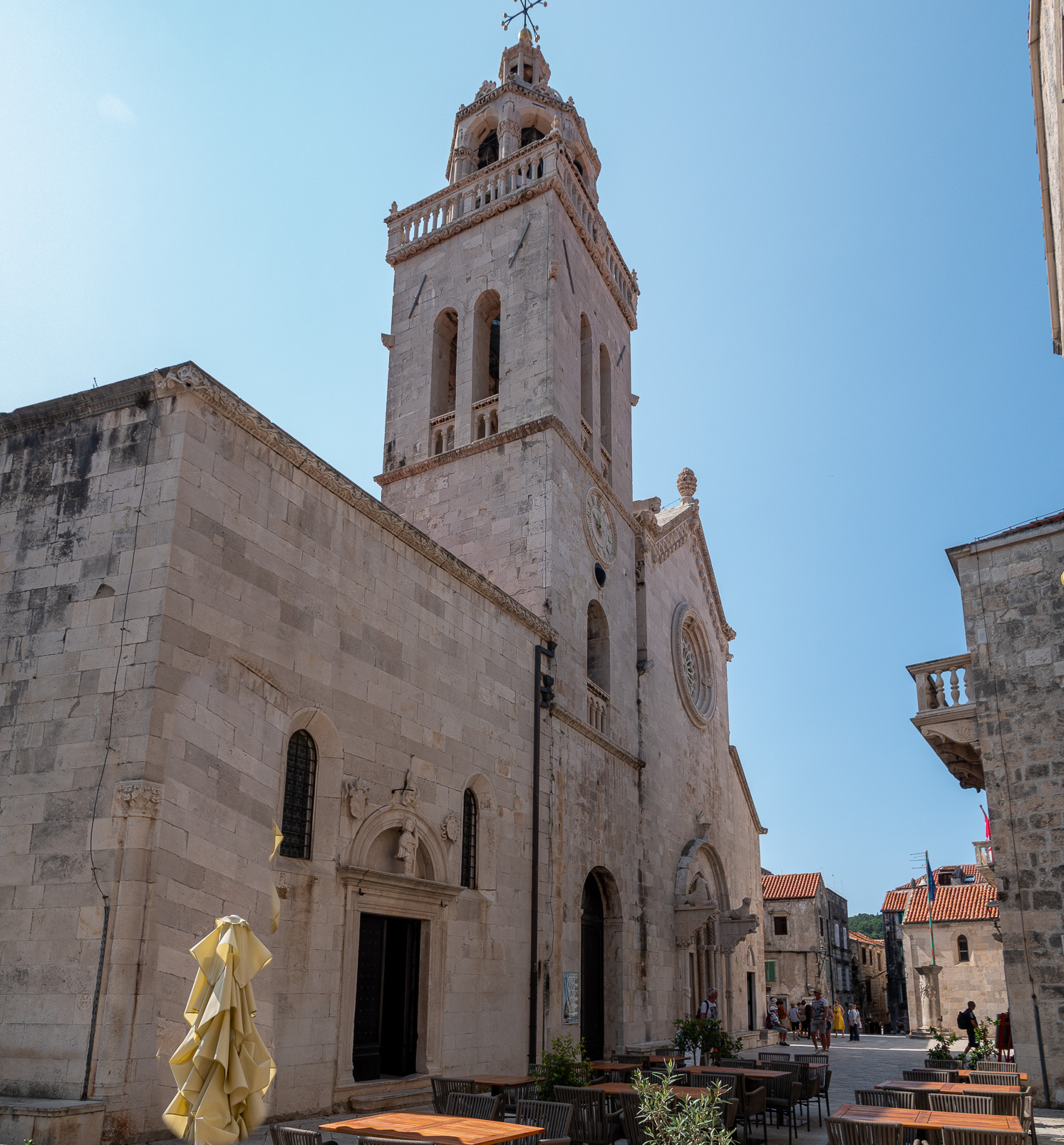 Façade de la cathédrale Saint Marc.